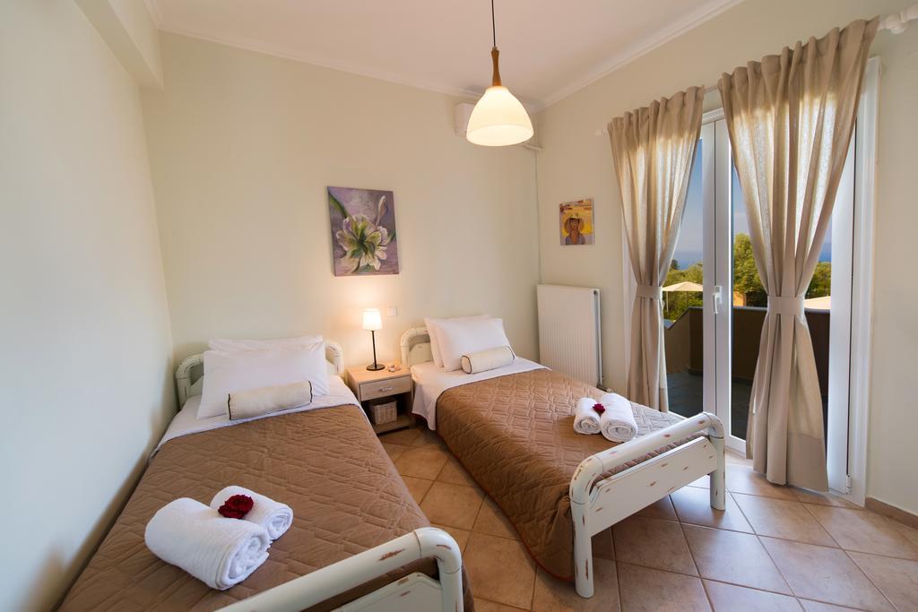 Villa Marilia Tsoukaládhes エクステリア 写真