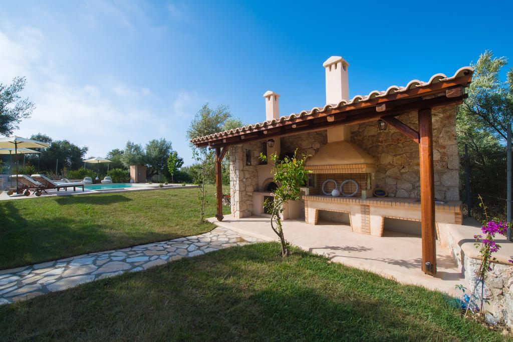 Villa Marilia Tsoukaládhes エクステリア 写真