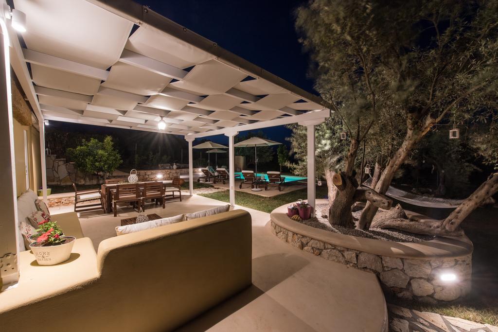 Villa Marilia Tsoukaládhes エクステリア 写真